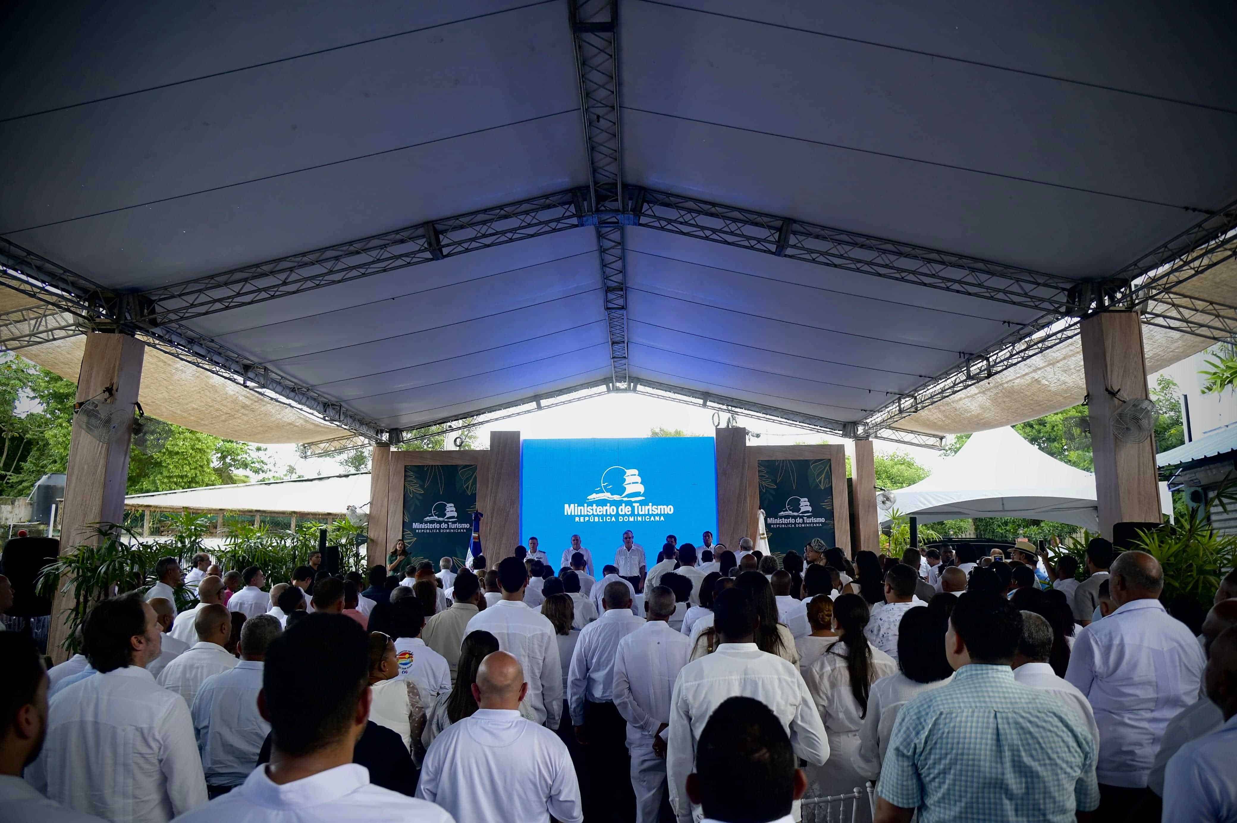 Al evento asistieron funcionario y autoridades de Río San Juan.