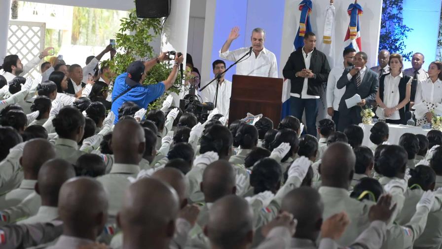 Los primeros 1,016 agentes de la reforma policial salen a las calles esta semana