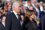 Biden y Harris reaparecen en público por primera vez desde las elecciones presidenciales