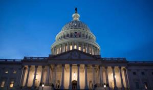 Senadores de EE. UU. obligados a retrasar sus vacaciones de verano por bloqueos en nominaciones Senadores de EE. UU. obligados a retrasar sus vacaciones de verano por bloqueos en nominaciones