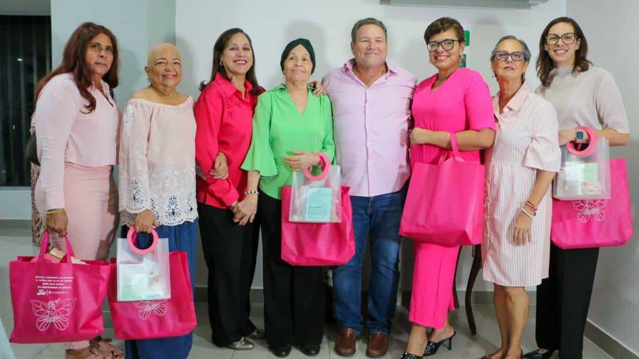 Centro de Quimioterapia Onco5 realiza encuentro para concienciar sobre el cáncer de mama