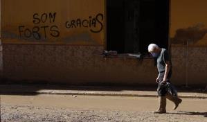 Aún con el barro por los tobillos en algunas calles de la zona cero del temporal en España