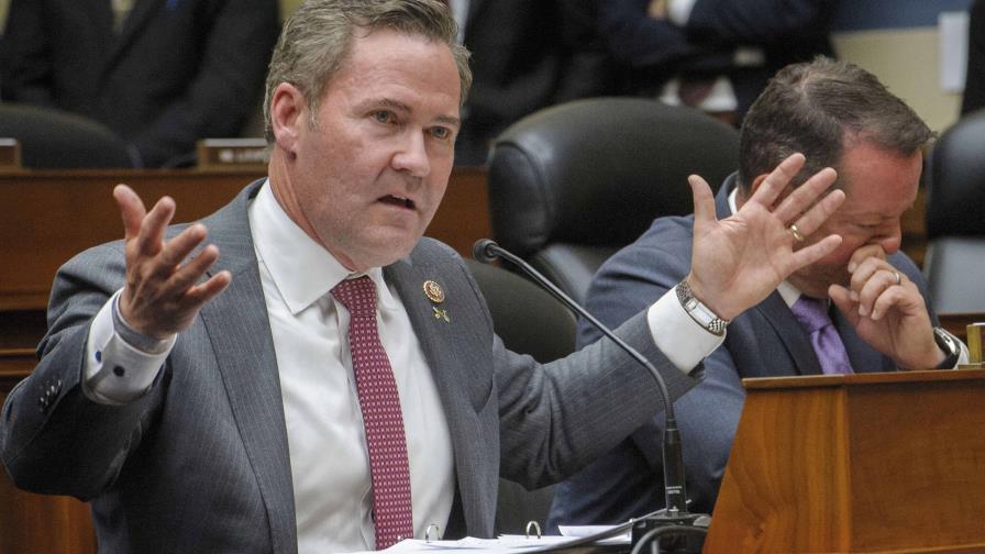 Trump pide al representante Mike Waltz que sea su asesor de seguridad nacional, dice fuente AP Trump pide al representante Mike Waltz que sea su asesor de seguridad nacional, dice fuente AP