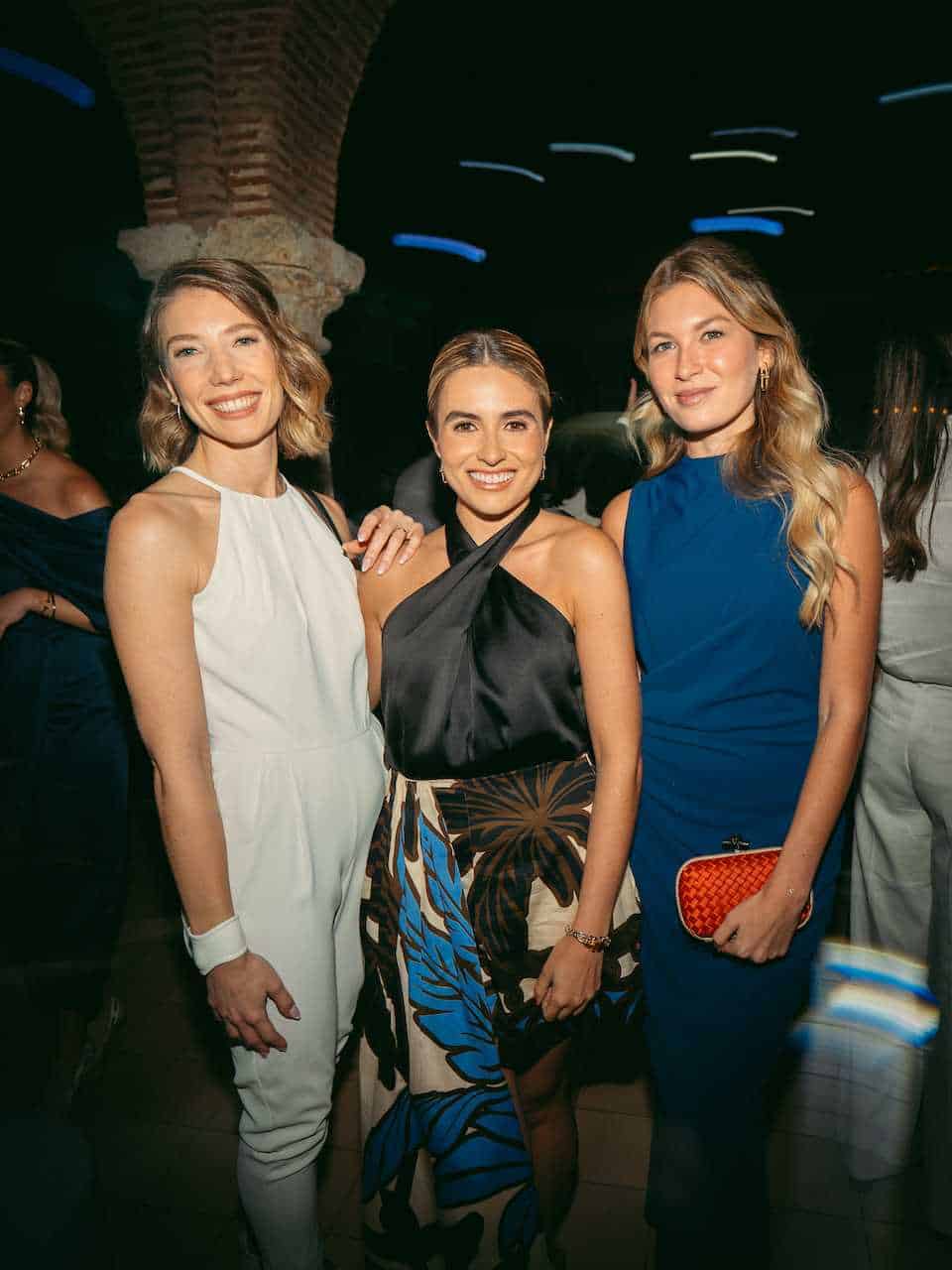 Solana Froment, Alejandra López y Christina López.