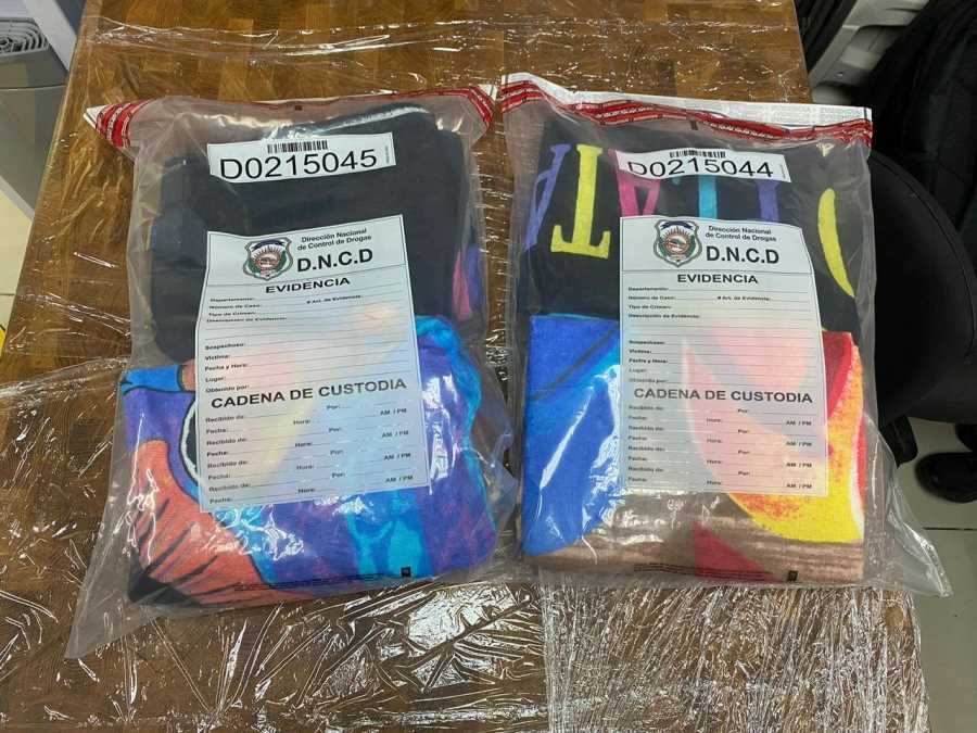 Distintas formas en las que los narcotraficantes esconden las drogas para su envió. 