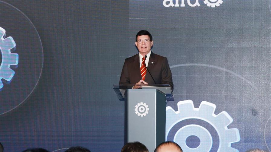 AIRD advierte que la incertidumbre frena el desarrollo y pide reformas con estabilidad y diálogo AIRD advierte que la incertidumbre frena el desarrollo y pide reformas con estabilidad y diálogo