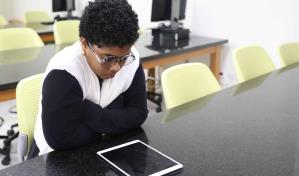 Aulas muy frías afectan estado emocional de los estudiantes, según estudio de la Pucmm