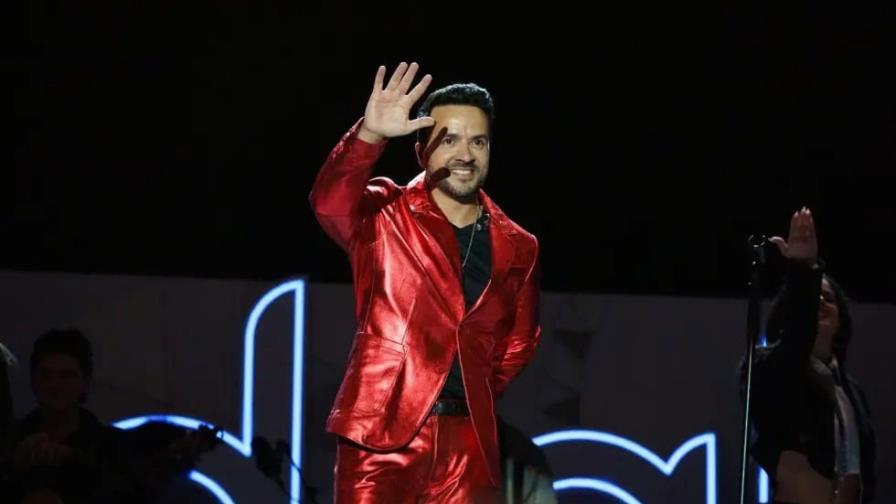 Luis Fonsi cerrará en marzo su gira de celebración de 25 años en Puerto Rico