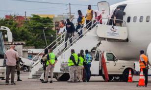 EE. UU. extiende la prohibici&oacute;n sobre Puerto Pr&iacute;ncipe y ampl&iacute;a las restricciones del espacio a&eacute;reo