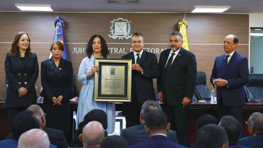 Pleno de la JCE toma posesión para un segundo mandato