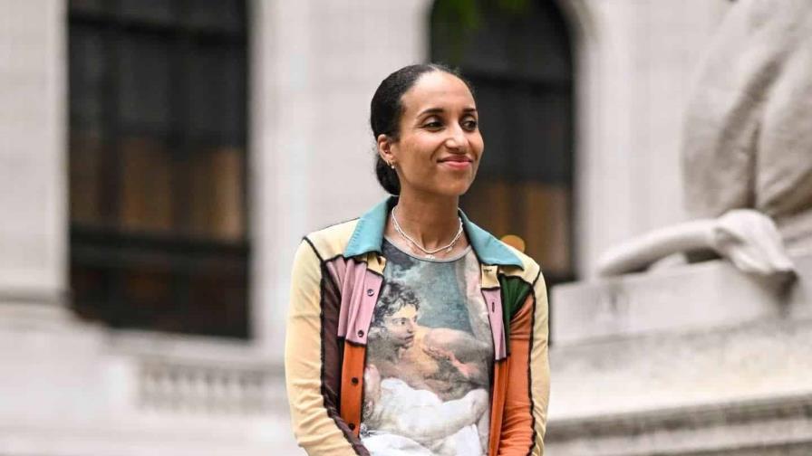 La directora de la edición británica de Vogue, preocupada por regreso de la delgadez