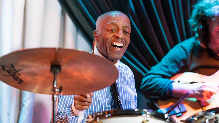 Muere a los 99 años Roy Hines, considerado uno de los mejores bateristas de jazz