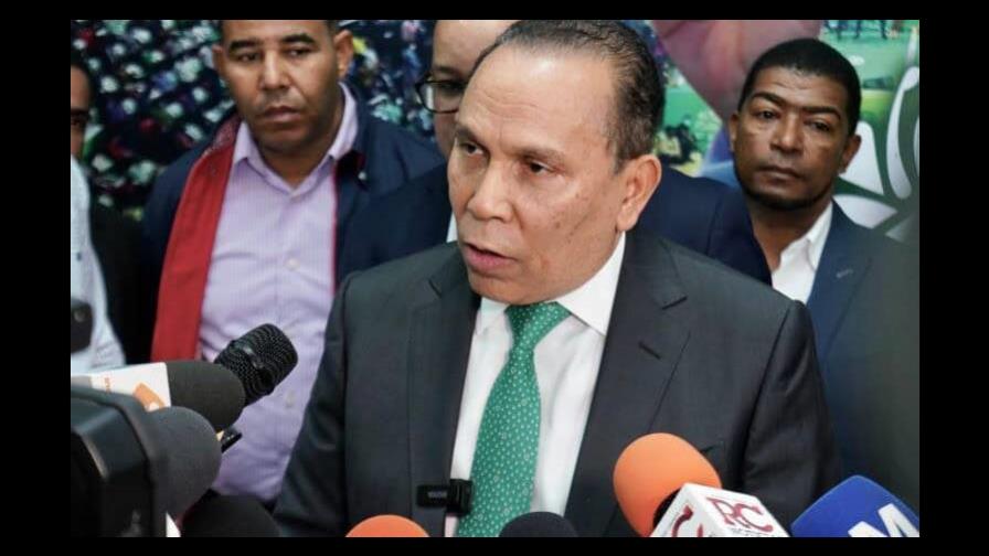 Radham&eacute;s Jim&eacute;nez: Es un abuso del PRM mantener altos precios de los combustibles