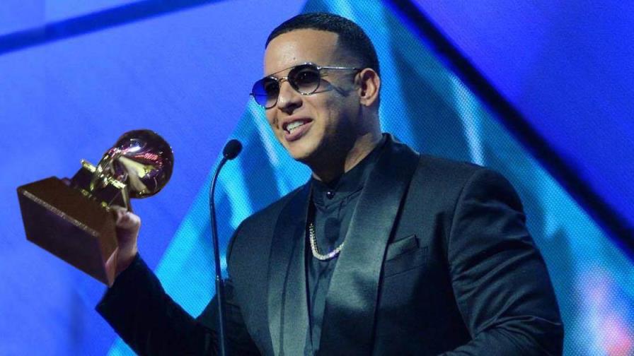 Daddy Yankee gana el Latin Grammy a la Mejor canción urbana y Bad Bunny se lleva otro con Feid