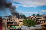 Bandas armadas en Haití siembran el terror e incendian casas Bandas armadas en Haití siembran el terror e incendian casas