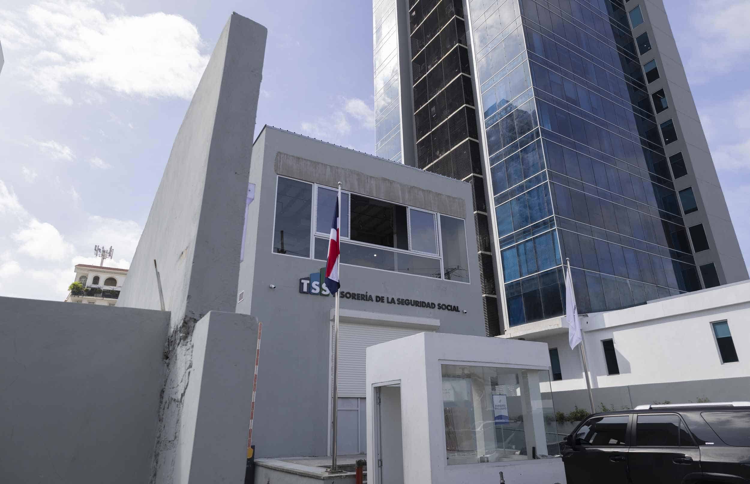 La Tesorería de la Seguridad Social paga 1.7 millones por este edificio en Naco.