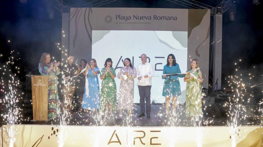 Playa Nueva Romana celebra junto a sus propietarios la apertura de AIRE