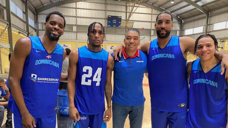 Jassel, Guerrero, Juan Miguel y Bautista ya están con equipo nacional de basket que irá al AmeriCup