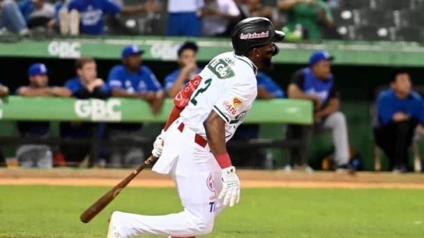 Lanzadores de las Estrellas dejan al Licey en seis hits y los derrotan por 5-0