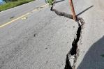 Obras Públicas evalúa las causas de grietas en la carretera Punta Balendrita, en Samaná