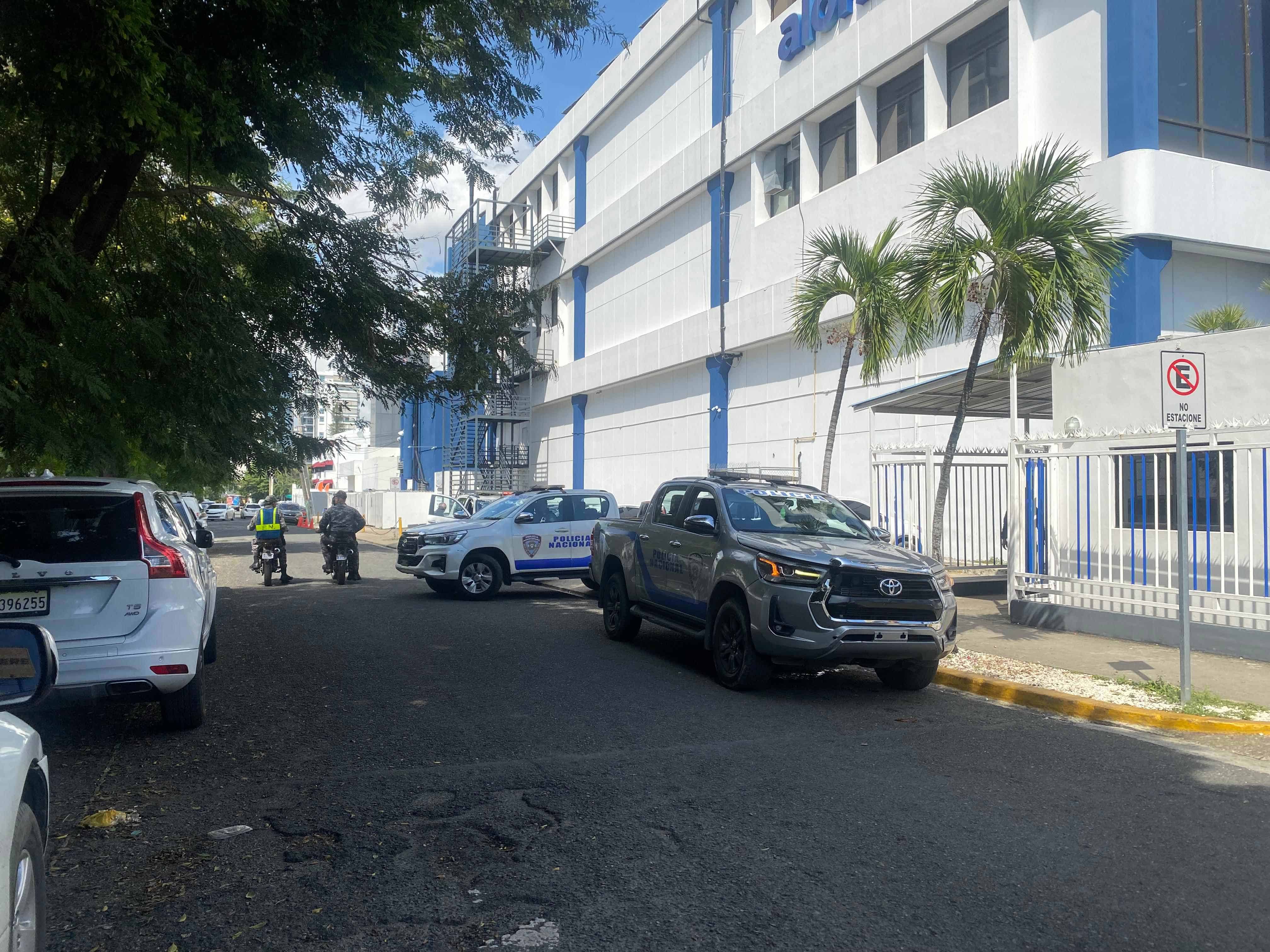 Al lugar acudieron tres unidades de la Policía Nacional.