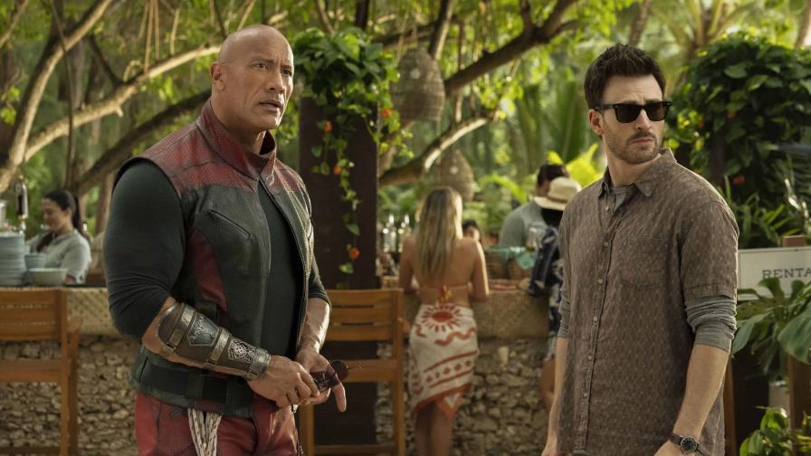 La película navideña de Dwayne Johnson supera los $200 millones y debuta con $34.1 millones