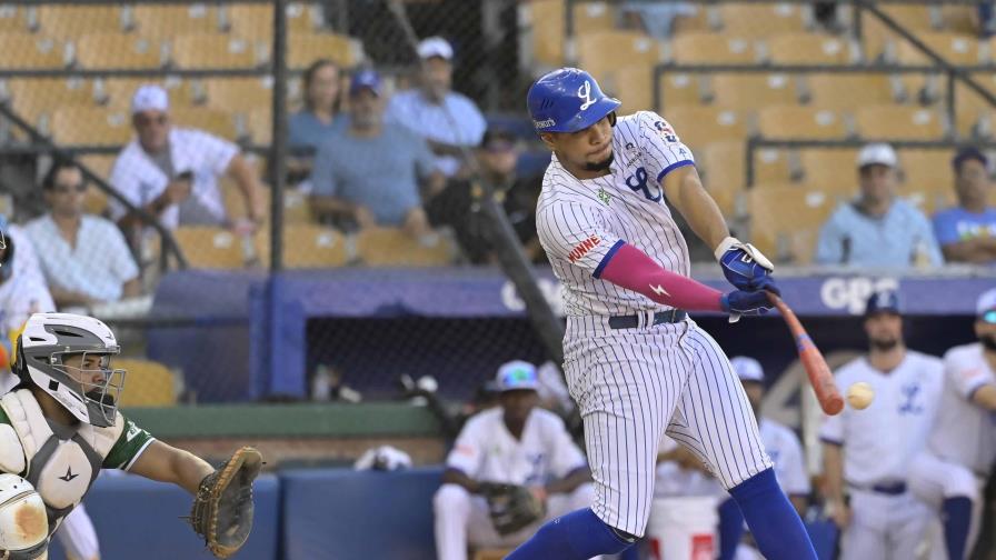 De la Cruz y Lawlar jonronean para apoyar blanqueda 2-0 del Licey a las Estrellas