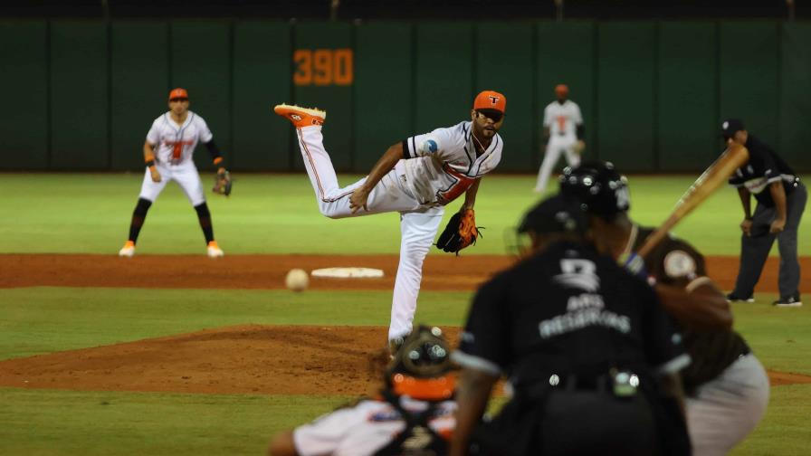 Esmil Rogers contiene a los Gigantes y los Toros detienen su racha negativa con triunfo 5-1