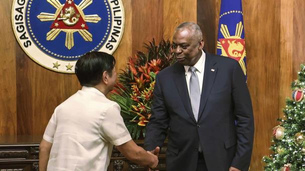 EE.UU. y Filipinas firman un pacto para compartir inteligencia militar y tecnología armamentística