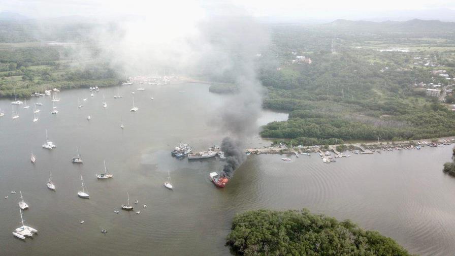 Identifican a los cuatro heridos del incendio de embarcación en Bahía de Luperón