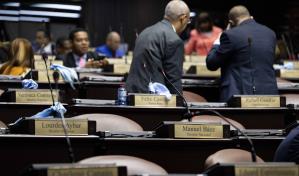 Los vehículos de alta gama importados con exoneraciones: legislador por legislador