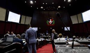 Legisladores no reportan vehículos exonerados en declaraciones de bienes