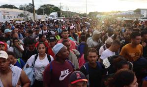 Caravana de migrantes busca llegar a EEUU antes de que Trump asuma el poder