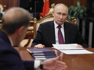 Rusia acusa a EEUU de prolongar guerra en Ucrania