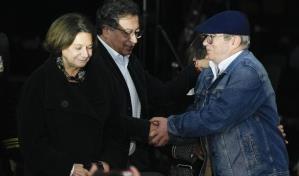 Colombia conmemora ocho años de acuerdo de paz con FARC, entre esperanza y la incesante violencia