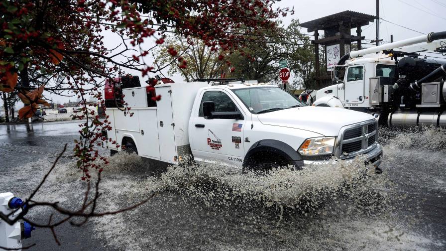 Lluvia y nieve azotan el norte de California y provocan al menos dos muertos en Washington