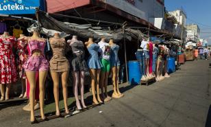 Avenida Duarte: una vitrina abierta a los artículos falsificados