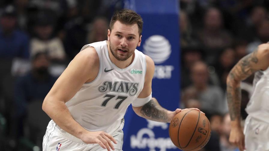 Mavericks anuncian que Doncic se perderá una semana por esguince en muñeca