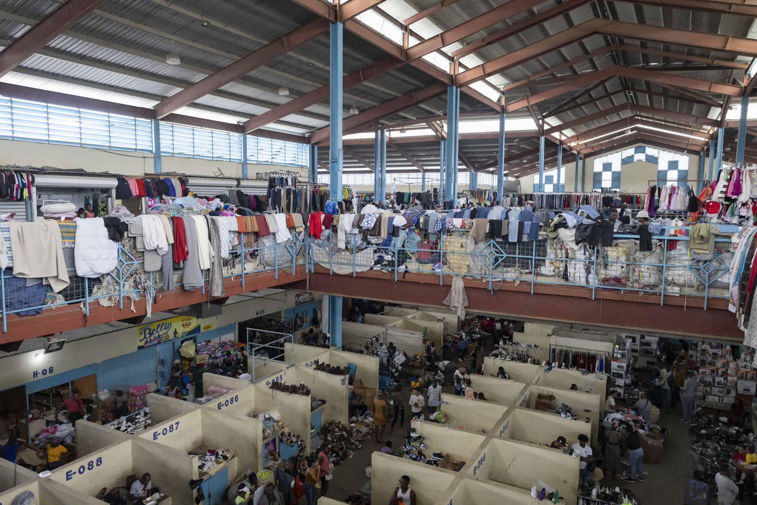 El mercado de Dajabón, desde dentro.