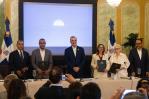 Abinader y Espaillat firman acuerdo para impulsar la ciencia y conservación entre RD y Nueva York