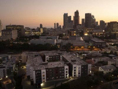 Trump demanda a Los Ángeles por políticas de «ciudad santuario»