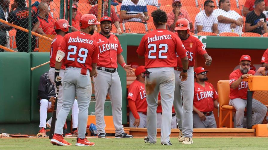 Cordero despacha jonrón decisivo y Leones se apuntan el primero de la doble cartelera ante los Toros