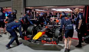 Red Bull lleva alerón trasero equivocado a Las Vegas, error que podría costarle a Verstappen