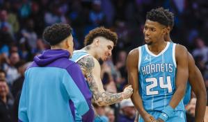 Miller anota 38 y Ball suma 35 para llevar a Hornets a victoria sobre Pistons por 123-121 en alargue