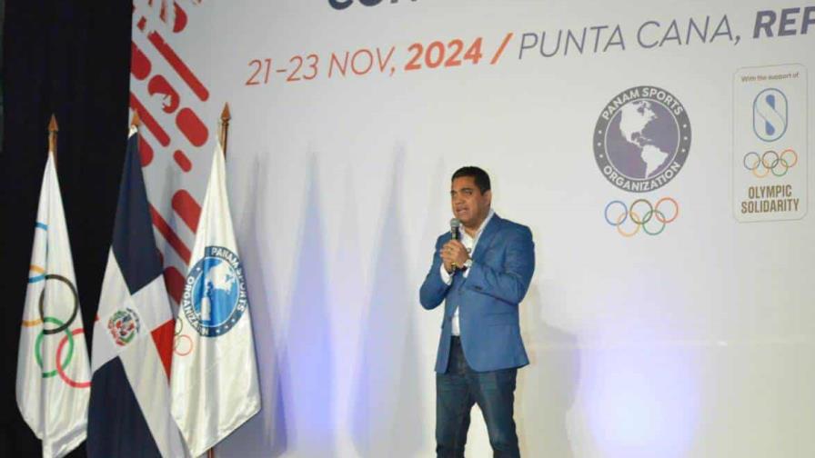 Ministro Kelvin Cruz saluda III Foro de Atletas organiza Panam Sports