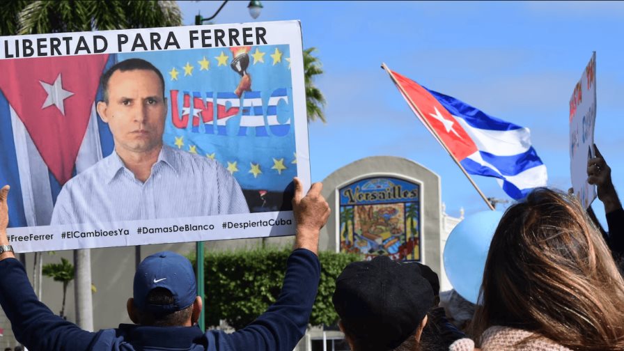 EE.UU. está indignado ante las denuncias de que el preso cubano Ferrer recibió una golpiza