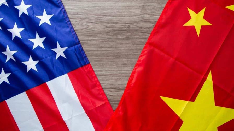 EE.UU. restringe productos de 29 compañías chinas por explotación laboral en Xinjiang EE.UU. restringe productos de 29 compañías chinas por explotación laboral en Xinjiang