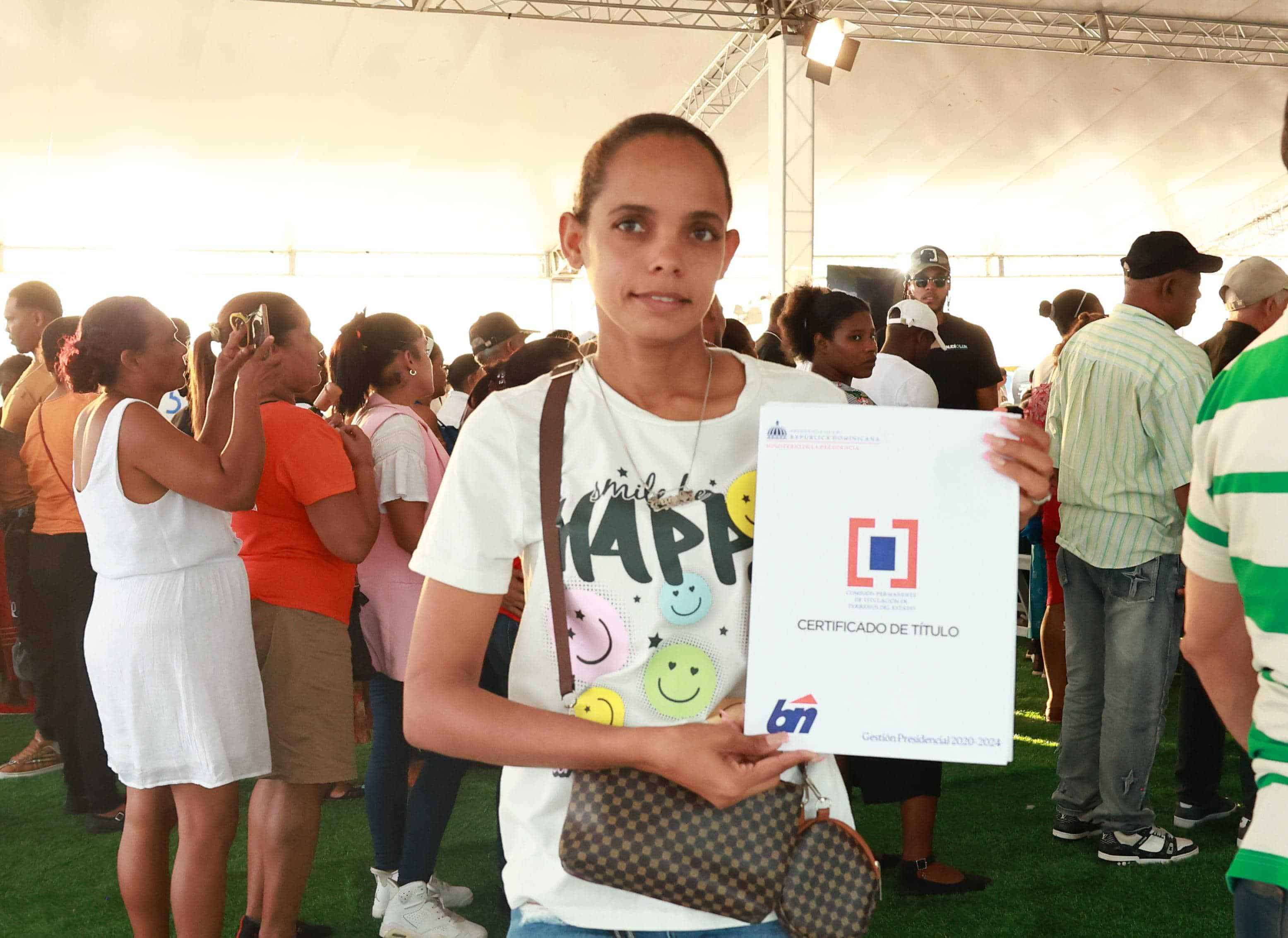 Raquel Pérez, una de las beneficiadas en el sector La Guayiga.