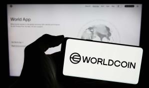 Presentan medida cautelar contra suspensión de Worldcoin por Pro Consumidor