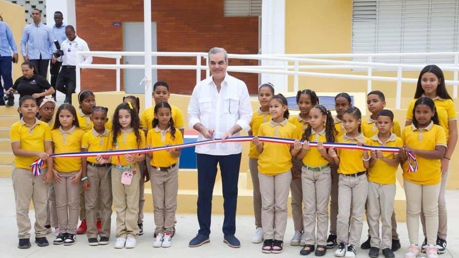 Inauguran el centro educativo Profesor Manuel Ezequiel Ventura en Navarrete